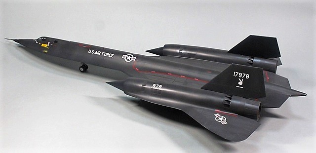 アメリカ空軍 戦略偵察機Lockheed Skunkworks SR-71 Blackbird (タミヤ