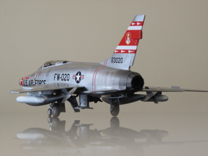 F-100D スーパーセイバー (タミヤ／イタレリ 1/72)＞特集ジェット戦闘 