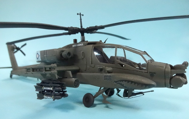 AH-64A アパッチ （HOBBY BOSS 1/72)