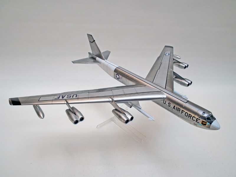 ボーイングB-52Hストラトフォートレス (ミニクラフト1/144)＜飛行機