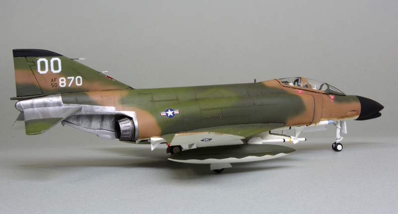 Ｆ-４CファントムⅡ(旧グンゼレベル版 1/72)＞ 飛行機プラモデル製作＞2020年11月号
