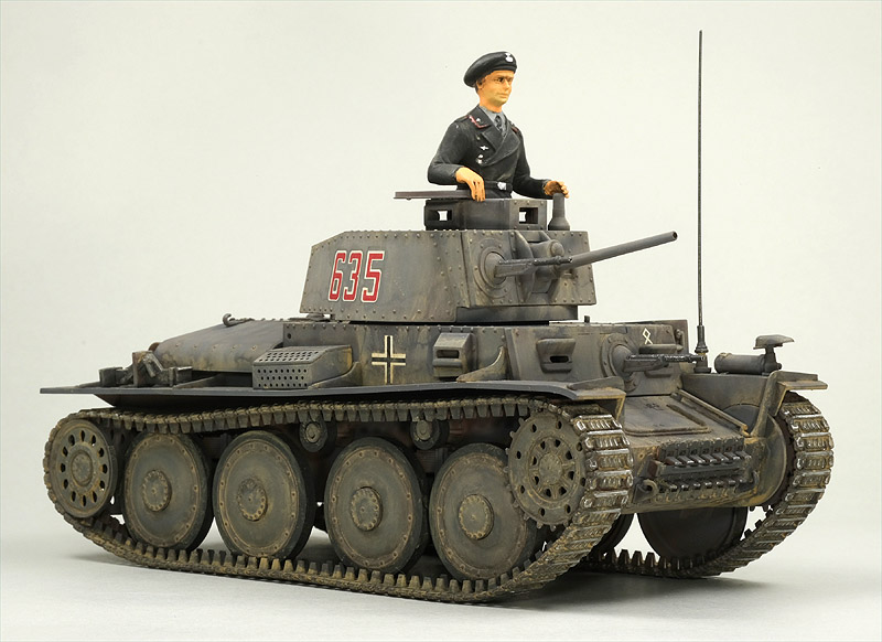 イタレリ 1/35 38t 完成品 戦車 模型 プラモデル スロバキア